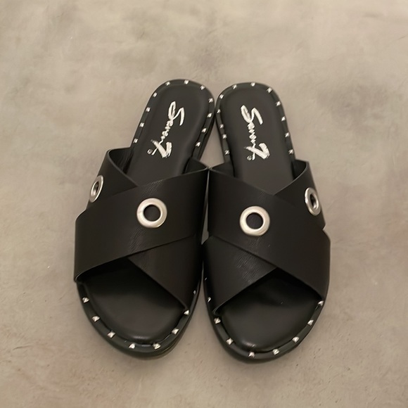 7 For All Mankind Lucca Sandals - 8 - Picture 2 of 3